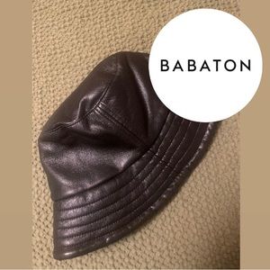 Aritzia Babaton Vegan Leather Sherpa Lined Bucket Hat